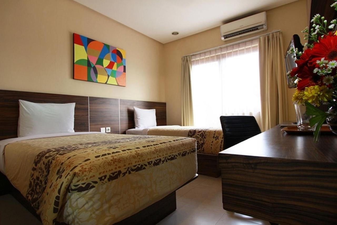 Hotel Prasada Mansion Sudirman Yakarta Exterior foto