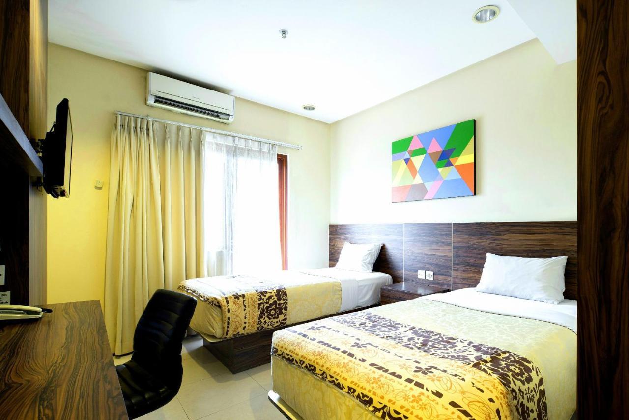Hotel Prasada Mansion Sudirman Yakarta Exterior foto