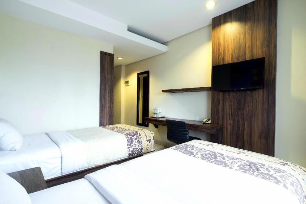 Hotel Prasada Mansion Sudirman Yakarta Exterior foto